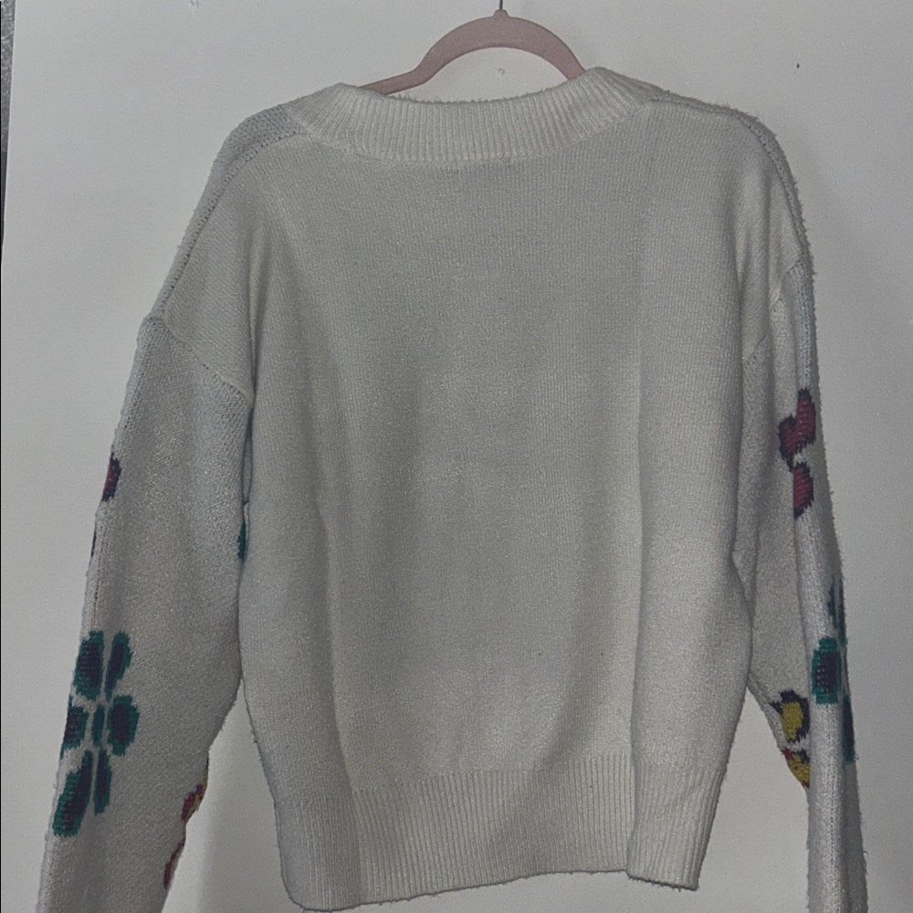 ♥️ Wild Fable White Cable Knit Multicolor Daisy Crop Pullover Sweater NWT - Picture 4 of 5